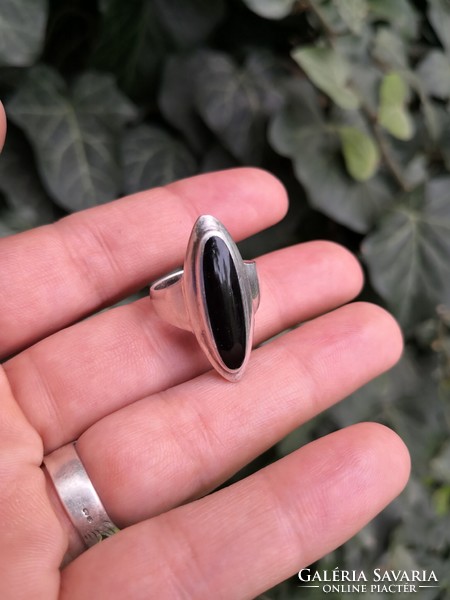 Beautiful silver ring with onyx stones
