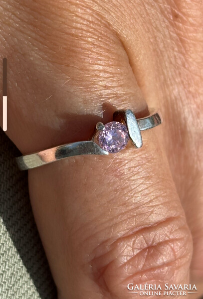 Silver ring with pink stones, size 54-55! 2.1 Grams personally mom park and post office too!