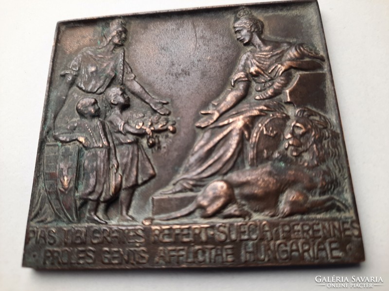 Antik bronz plakett "Pias tibi grates refert Suecia perennes proles gentis afflictae Hungariae"