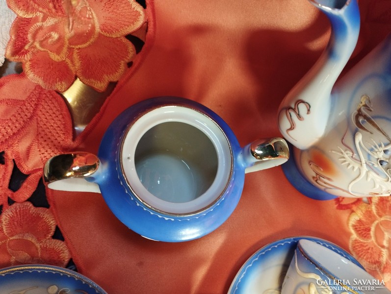Sárkány mintás japán porcelán kávéskészlet