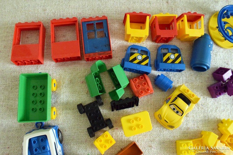 Lego duplo and its compatible building toy package 169 pcs. Small car, figure, cube...