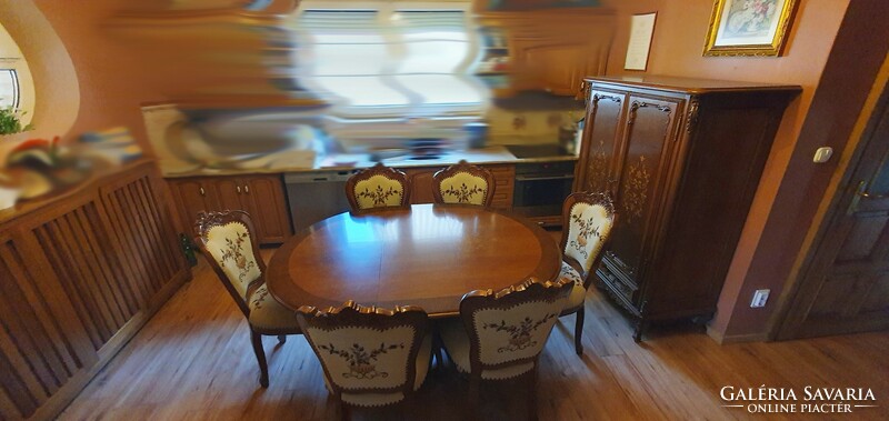 Étkezőgarnitúra.Intarziás asztal, 6 gobelin szövetes székkel.