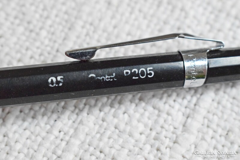 PENTEL P205 JAPAN 52 0,5 , töltő ceruza