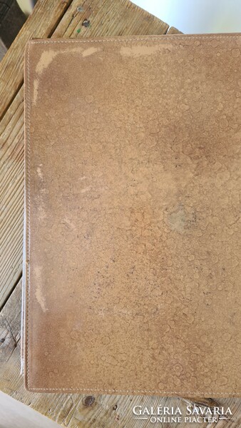 Faux leather folder with herringbone pattern