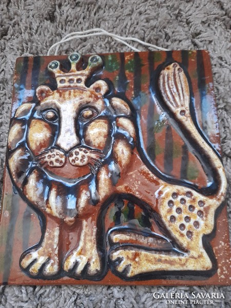 Lion King ceramic wall decoration