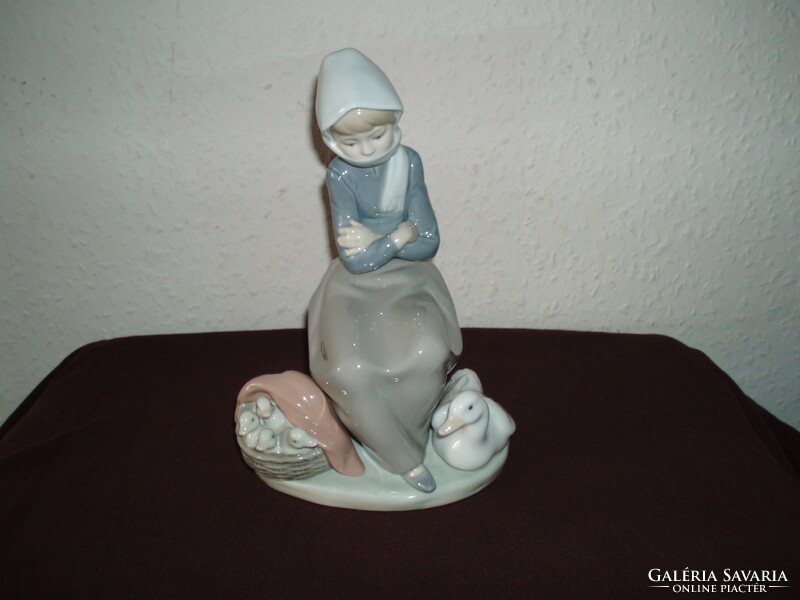 Antique! L.Ladro Spanish figurine, girl with ducks, hand painted and marked, in perfect condition-20-cm