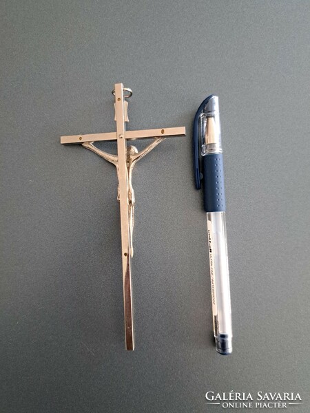 A modern crucifix