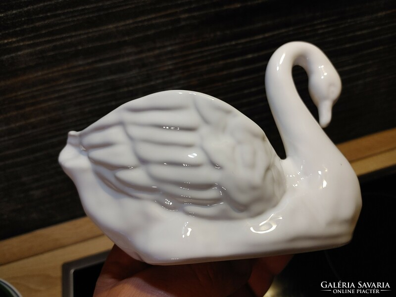 Porcelain swan jewelry or flower holder