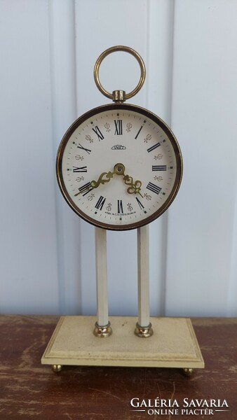 Prim table copper clock