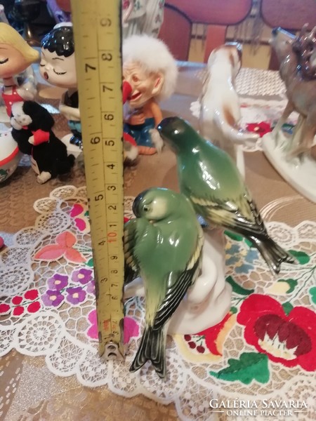 Marked porcelain bird from a couple of collections 15