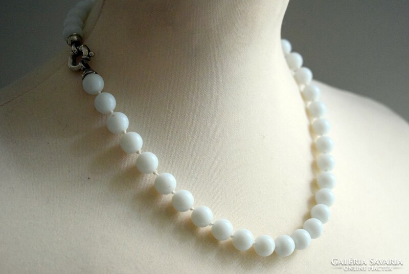 Glass pearl, tekla necklace, white 48 cm, pearl size 10 mm