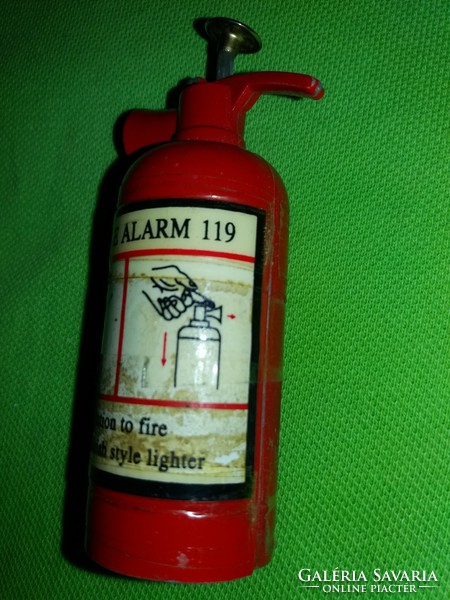 1970s powder-extinguishing fire extinguisher-shaped metal lighter for collection 10 cm as shown in the pictures