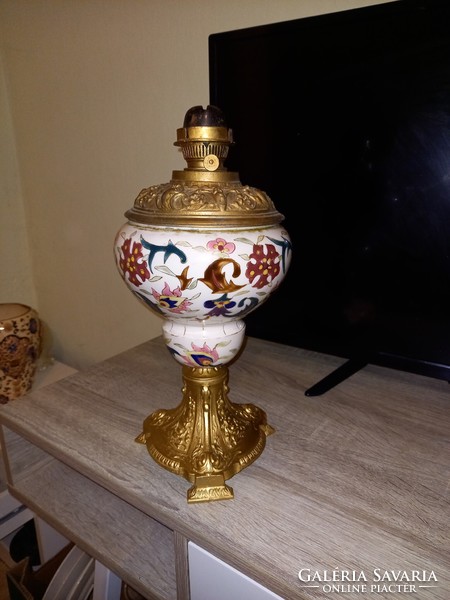 Persian pattern majolica petroleum lamp table lamp