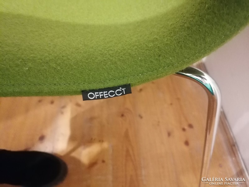 Offecta chair with grass green wool upholstery
