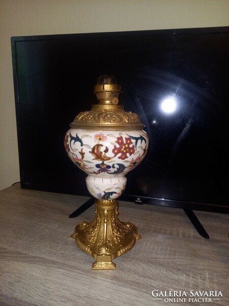 Perzsa mintas majolika petroleumlampa asztali lámpa