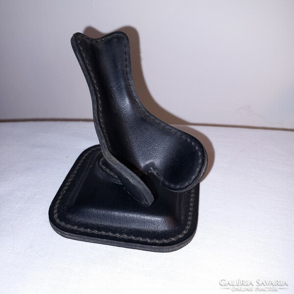 Single, leather, table pipe holder.