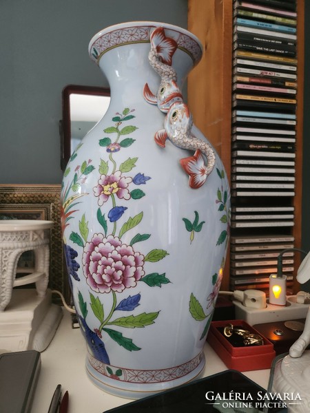 Nagyon különleges Herendi váza