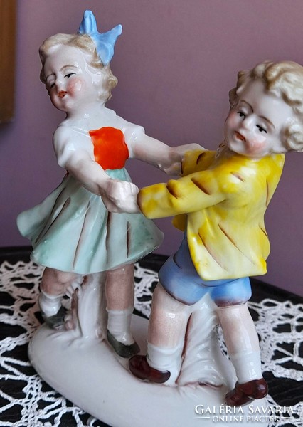 RITKA! Táncoló párocska/számozott porcelán szobor