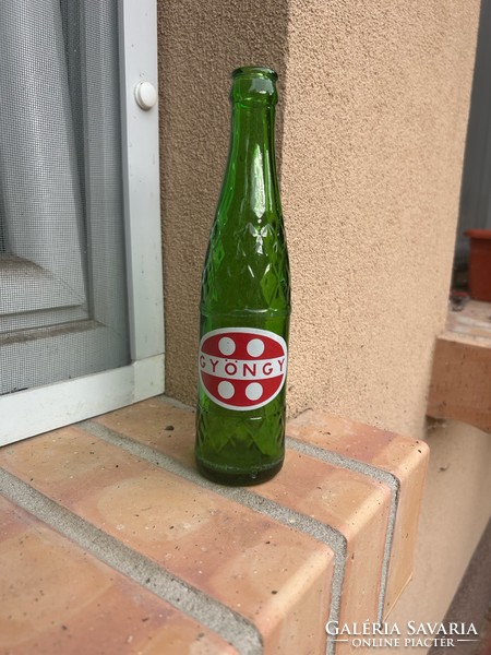 Pearl soda bottle in nice condition