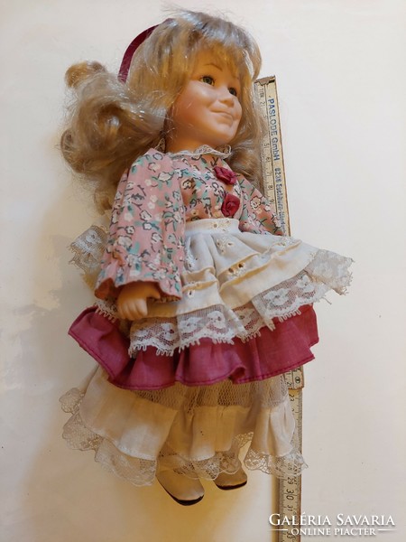 Porcelain doll, girl doll, from collection. Nice face, rare, mimic (even with free shipping),