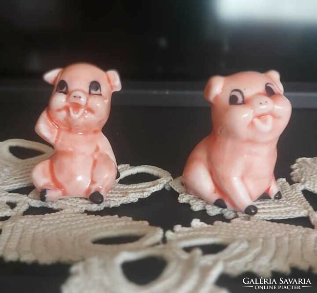 Vintage mini pig