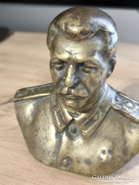 Bronze statue of Stalin
