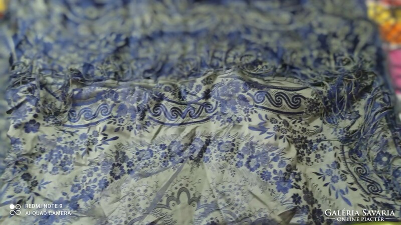 Vintage, régi rojtos kék-ezüst selyem kendő, osztrák női sál