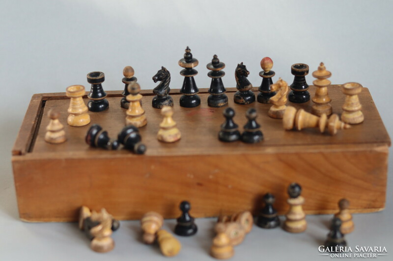 Original Viennese coffee house chess 1900 k. / C1900 authentic old vienna coffeehouse chess set