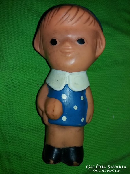 RETRO trafikáru PLASTOLUS kislány babával gumi figura 20 cm állapot a képek szerin