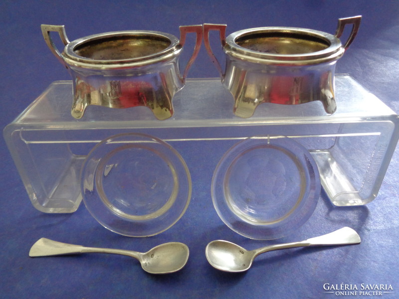 Pair of art deco silver spice holders, ca 1890
