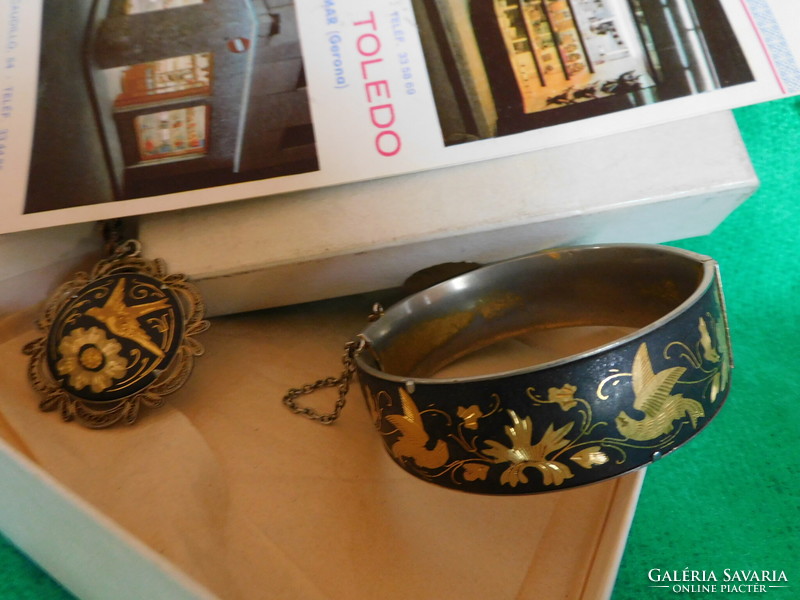 Toledo damask bird jewelry set