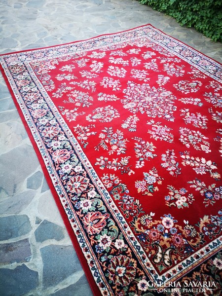 Persian carpet 240cmx320cm