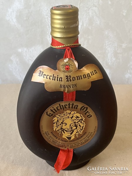1 Bottle of 1979 vecchia romagna etichetta oro brandy unopened (38%)