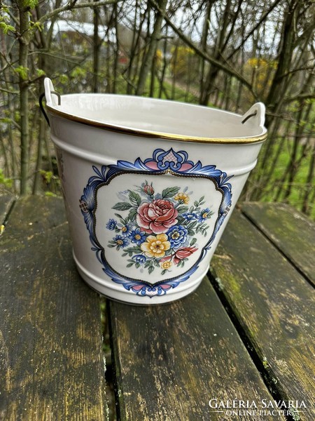 A wonderful porcelain bucket, marked Italian