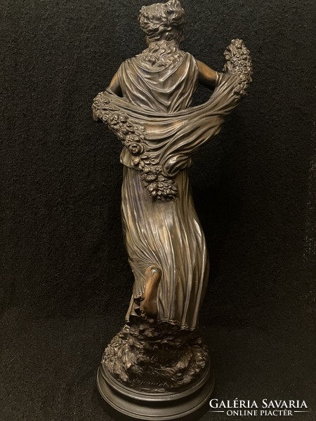 Spiáter statue 62 cm