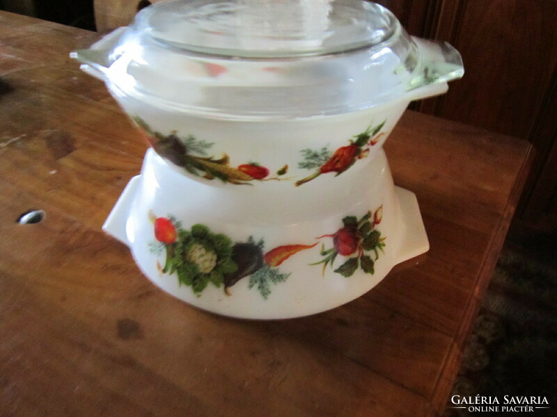 2 Vintage angol zöldséges   hőálló  tejüveg sütőtál Pyrex