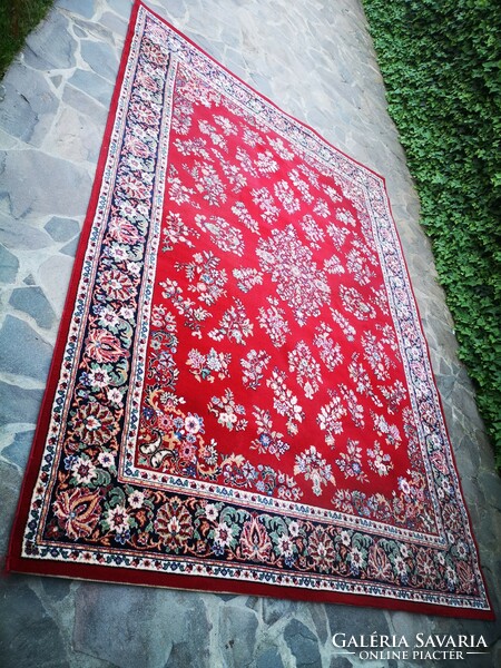 Persian carpet 240cmx320cm