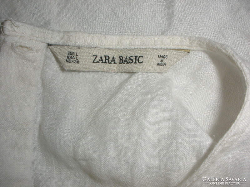 Zara linen top, blouse buttoned at the back
