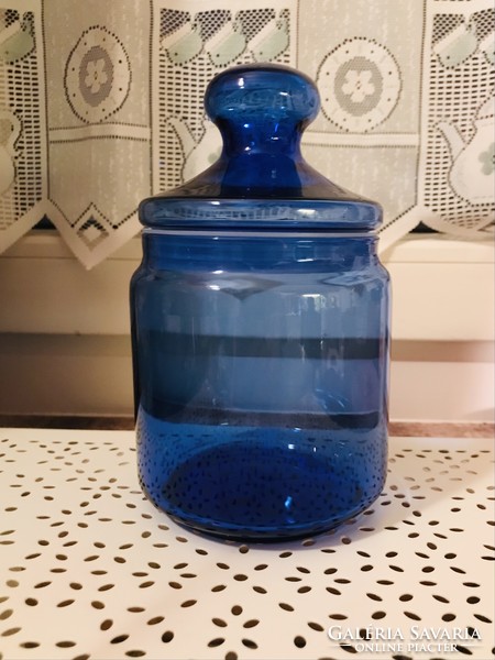 Kobaltkék tároló üvegek