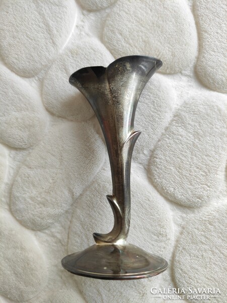 Extravagáns szecessziós ezüstözött alpakka kehely formájú  váza