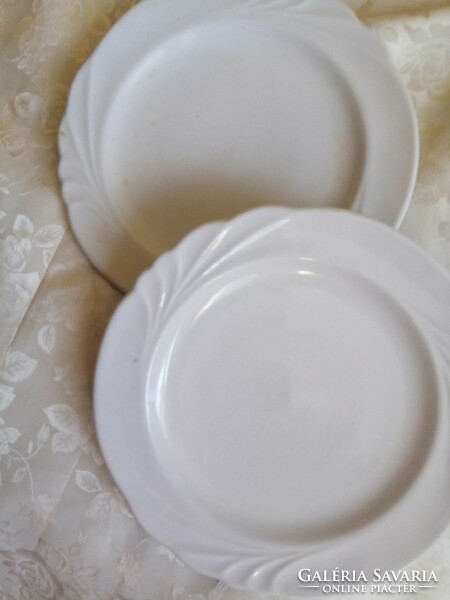 Hollóházi tányér fehér párban