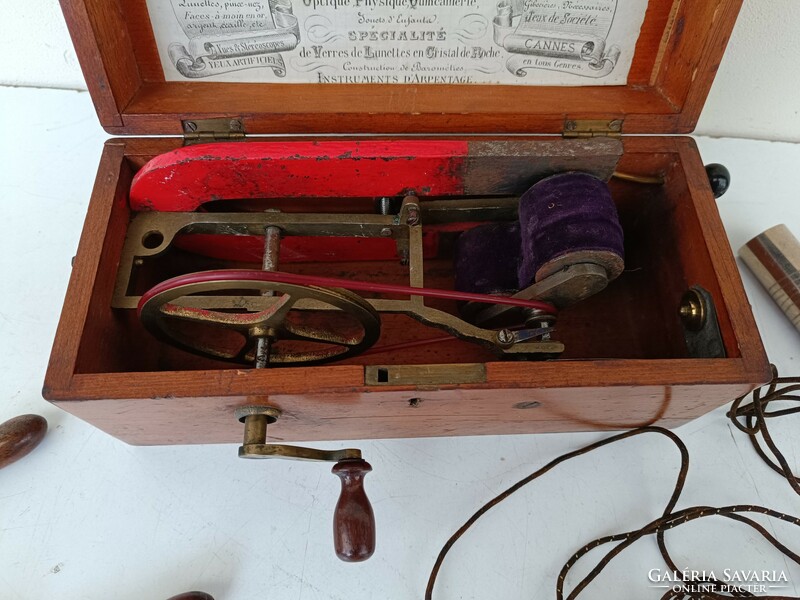Antique medical device shocking neurologist mind doctor in tool box psychiatrist 710 8682