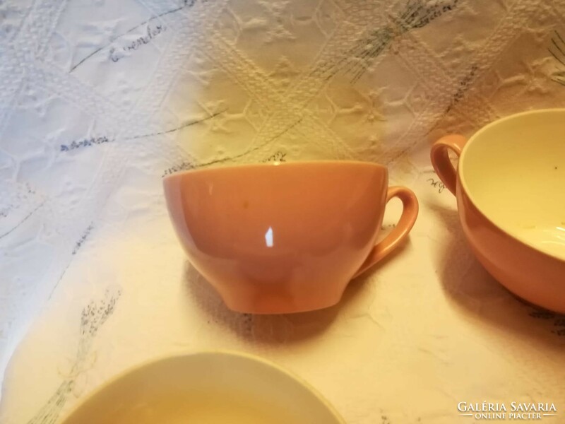 Kispest granite tea cups