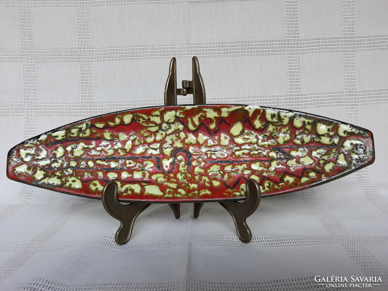 Retro iparművészeti csónak alakú kerámia tál, asztalközép