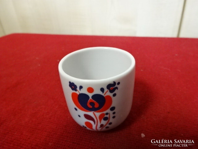 Hollóházi porcelán kupica, kék-piros virágos, magassága és  átmérője is 4,5 cm. Jókai.