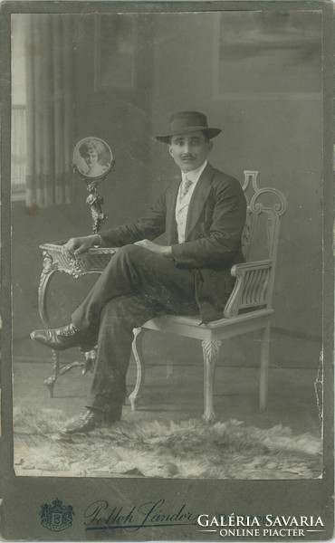 Photography studio of Sándor Pottok, Budapest. Full-bodied, studio shot, young, wealthy man