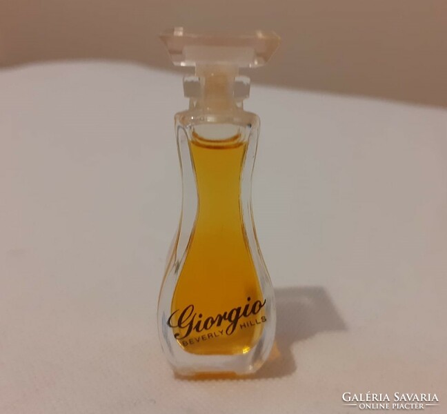 Vintage Giorgio Beverly Hills mini perfume 3.8 ml
