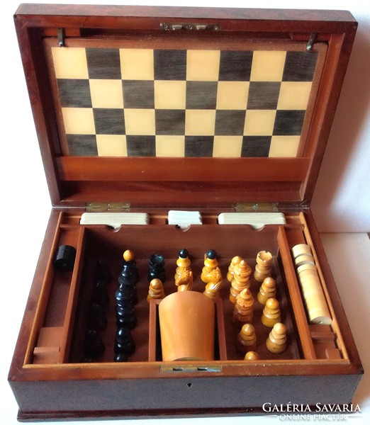 Antik Bécsi luxus játék és sakk doboz