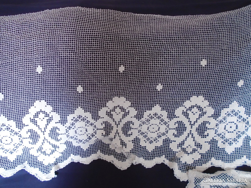 Art Nouveau recce lace drapery, shelf strip, dress decoration, etc. 230 X 55 cm.