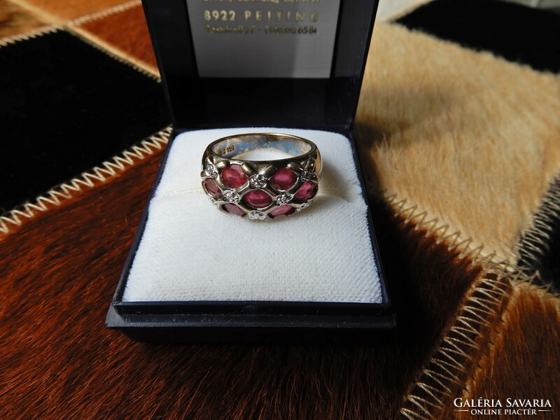 Régi aranyozott ezüst gyűrű rubin kövekkel﻿